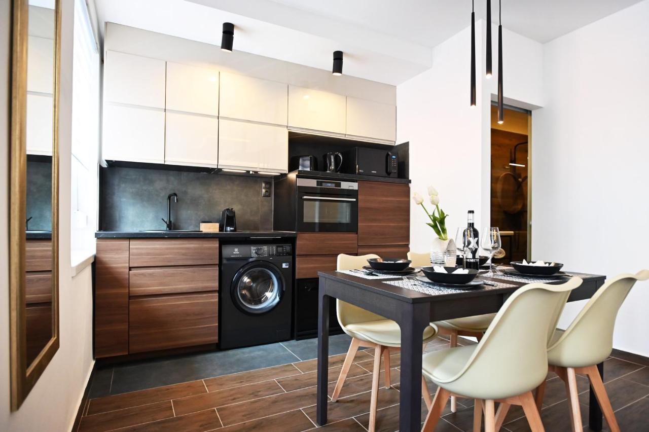 Zora Apartman Еґер Екстер'єр фото