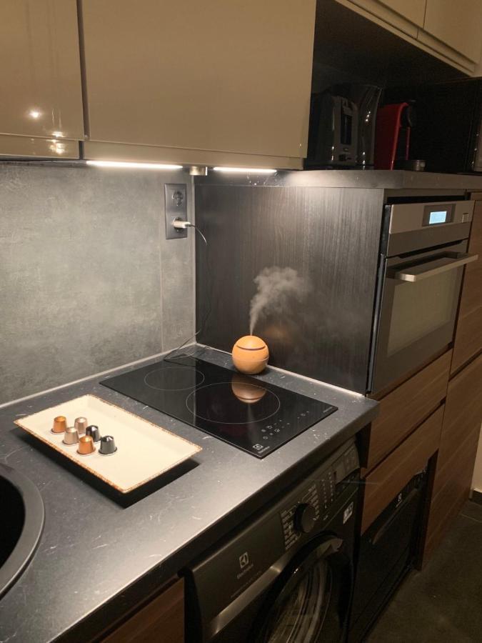 Zora Apartman Еґер Екстер'єр фото